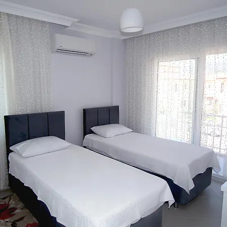 Ebru Ortaca (Mugla)