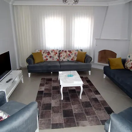 Ebru Ortaca (Mugla)